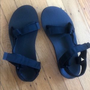 Teva’s: never been worn!